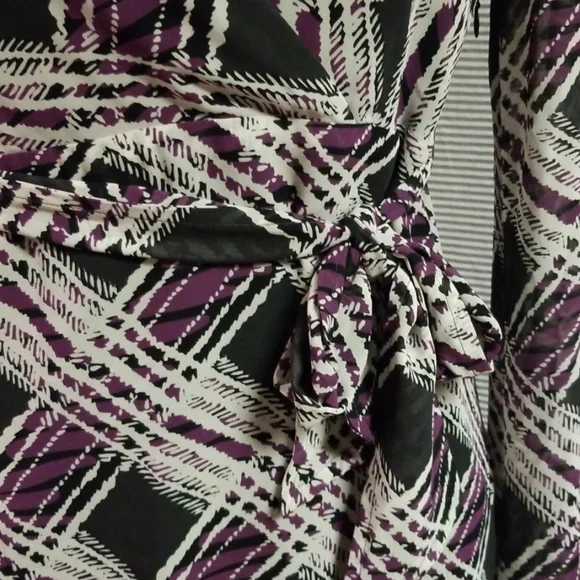 Nine & Co long sleeved blouse size 6 - Picture 4 of 6